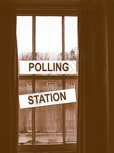 投票站为选民举年的地点图片