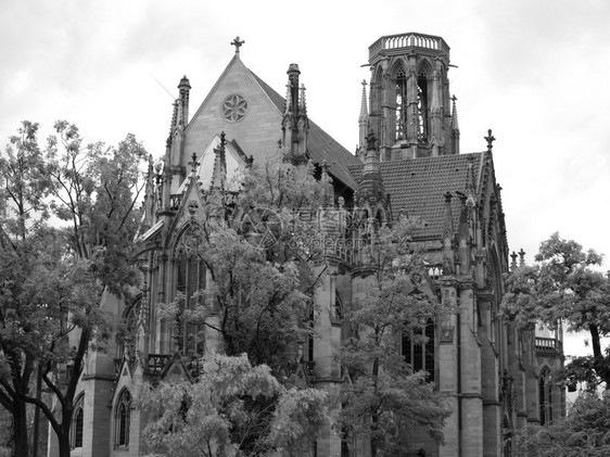 德国斯图加特的Johanneskirche哥特教堂图片