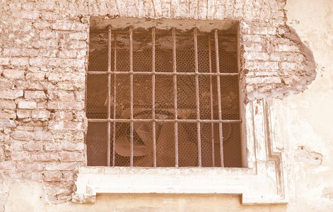 旧窗古老的墙老的旧窗图片