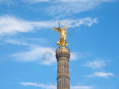 柏林的天使雕像德国柏林蒂尔加滕公园的天使雕像akaSiegessaeule意为胜利柱图片