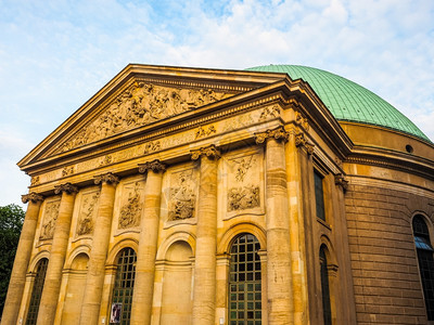柏林圣海德薇大教堂高动态范围HDR圣海德薇凯瑟德拉勒意思是大教堂在贝贝尔普拉茨在柏林德国图片
