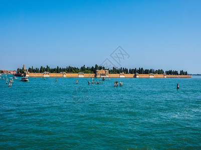 威尼斯圣米歇尔岛人类发展报告意大利威尼斯环礁的圣米歇尔岛图片