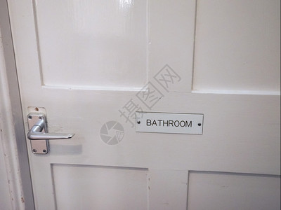 白色洗手间门细节图片