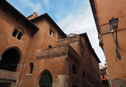 Bologna老城中心的景象意大利波洛尼亚老城中心的景象图片