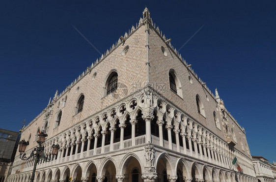 威尼斯的Doge宫意大利威尼斯圣马尔科广场的Doge宫图片