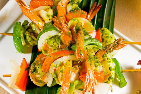 美味海鲜蔬菜烤串图片