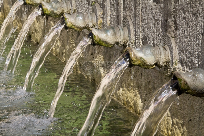 瓜达拉哈BrihuegaEspa12个管道的著名喷泉高清图片下载正版图片306916963摄图网