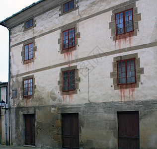 西班牙维韦罗市典型建筑物的详细节图片