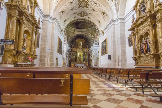 西班牙塞戈维亚圣母玛利亚圣殿图片