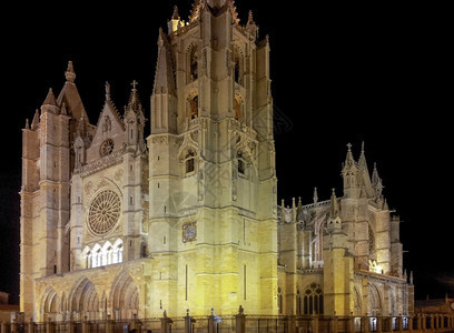 西班牙里昂著名的大教堂图片