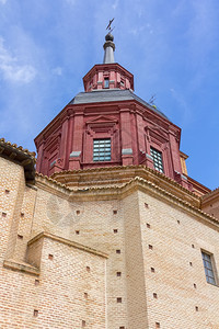 西班牙阿卡拉德赫纳雷斯洛斯会教堂图片