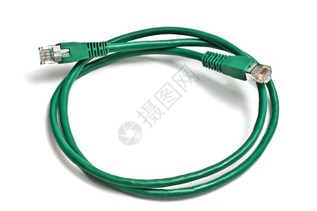白色电线白色上隔离的绿网络插件背景