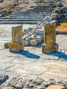 福东尼亚努斯的HDR罗马浴场遗址高动态范围HDR的TermeRomane遗址意为意大利Fordongianus的罗马浴场图片