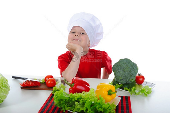 穿制服的小厨师白背景孤立图片