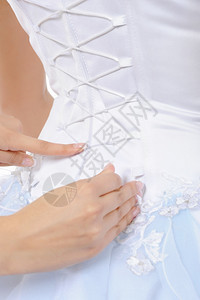丝绸花冠新娘白背景孤立图片
