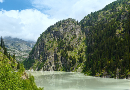 山地夏季景观瑞士阿尔卑斯山图片