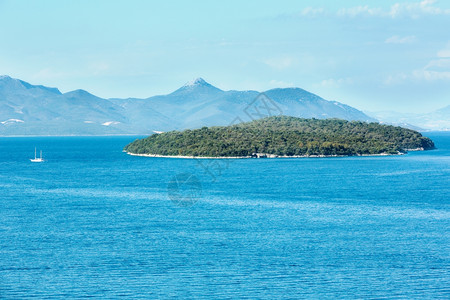 美丽的夏令营莱夫卡达海岸线景观尼德里希腊爱奥尼亚海图片