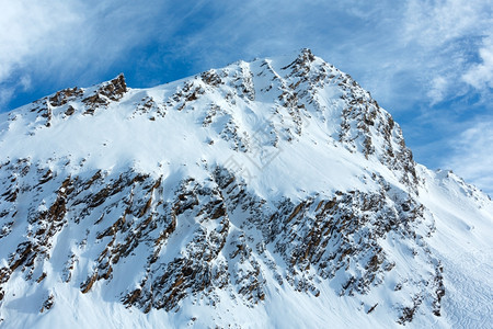 冬多洛米顿山地景观滑雪度假胜地奥贝古尔赫蒂罗奥地利图片