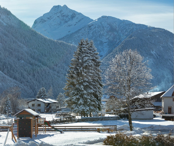 Haselgehr村冬季观察奥地利蒂罗尔图片