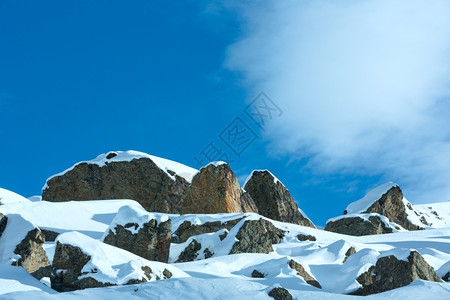 清晨冬日西尔弗雷塔阿尔卑斯山风景奥地利蒂罗尔SilvrettaseilbahnAGIschgl滑雪度假村图片