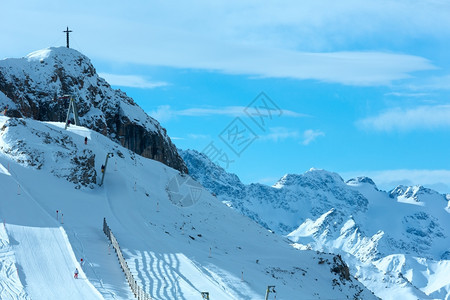 雪地度假胜SilvrettaeilbahnAGIschgl奥地利蒂罗尔所有人都无法辨认图片