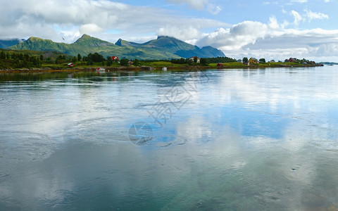 Ersfjorden景观挪威洛福滕图片