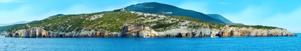渡轮上的蓝色洞穴Zakynthos希腊斯基纳里角全景图片