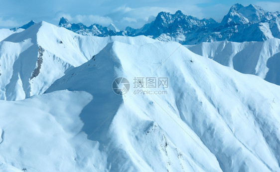 上午西尔夫雷塔阿卑斯山景观奥地利蒂洛尔图片