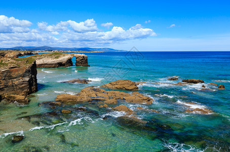 坎塔布里克海岸夏季风景迦太德拉海滩卢戈加利西亚班牙图片