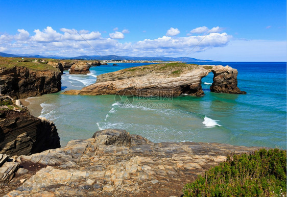 坎塔布里克海岸夏季风景迦太德拉海滩卢戈加利西亚班牙图片