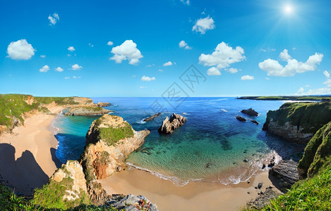 桑迪·梅索塔海滩(西班牙),《大洋海岸景观一早》,三缝合高分辨率全景。图片