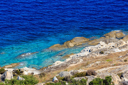 夏季爱琴海岸HalkidikiSithonia希腊图片