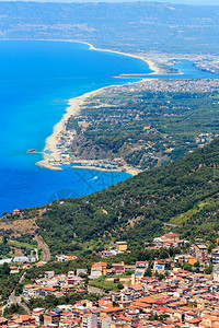 夏季TyrrhenianseaCalabrian海岸景色来自MonteSantElia意大利卡拉布里亚圣埃利山顶端图片