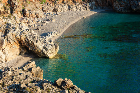 位于意大利西里特拉帕尼省SanVitolCapo和Cislello之间Zingaro自然保护区公园海岸线的滨和岸带冷水和滩的天堂图片
