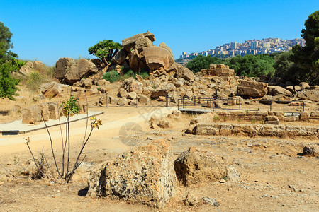 宙斯寺在著名的古老寺庙谷意大利西里Agrigento教科文组织世界遗产地的废墟图片