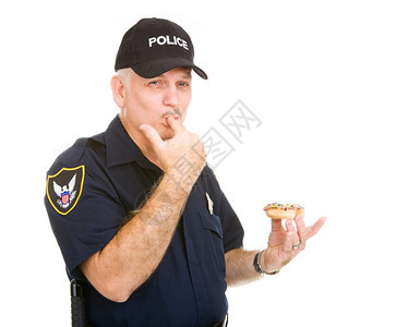 带着甜圈的警察舔手指上的冰淇淋孤立在白色上图片