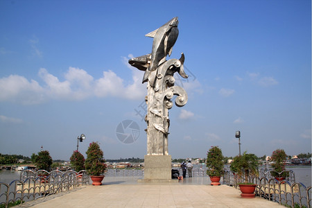 越南Chaudok大鱼纪念碑图片