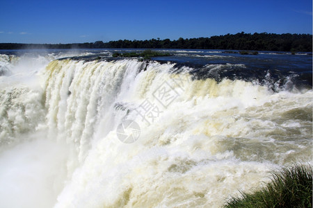 Diabolo喉咙阿根廷Iguazu地区的大瀑布图片