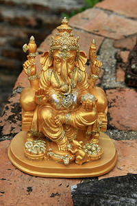 泰国Ayutthaya的印度教神迦内沙图片