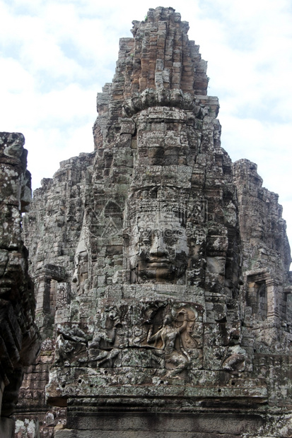 柬埔寨吴哥瓦特寺庙湾塔图片