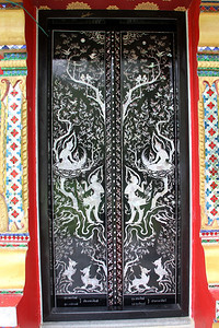 泰国高昌岛KlongPrao的佛教寺庙之门图片