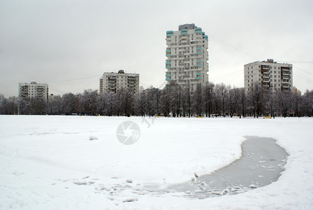 俄罗斯莫科湖边的冰雪图片