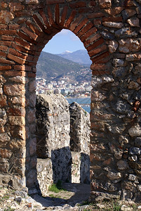 土耳其艾伦亚城堡墙大门图片