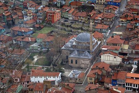 Mevlanana清真寺和土耳其Afyon的老房子图片