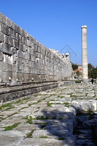 土耳其迪姆神庙阿波罗墙壁和柱子图片