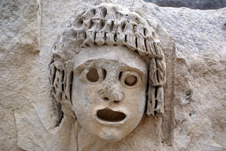 戏院舞台上的石头面具Myra图片