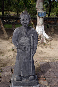 越南Hue附近皇室上的古老雕塑图片