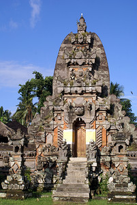 印度尼西亚巴厘乌布德附近Balinese寺门图片