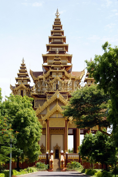 缅甸的OLD巴根高塔图片