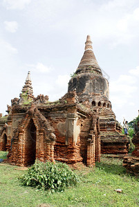 缅甸姆桑达莱因瓦砖塔图片